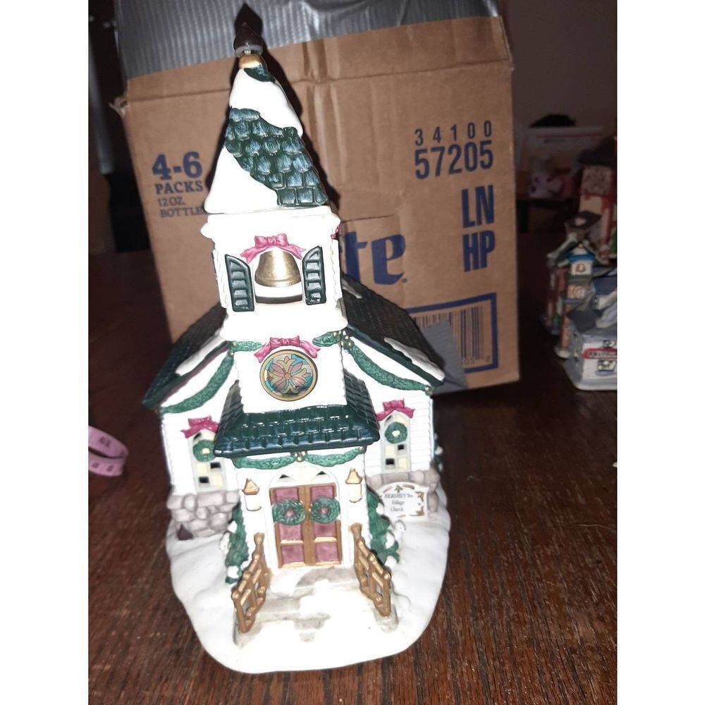 Vintage 2001 Hersheys Holiday Village Church Light Up Christmas Holiday Building